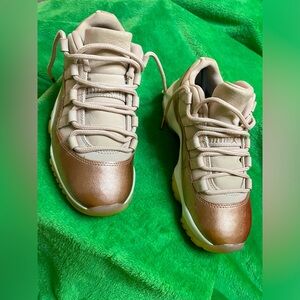 Rose Gold Jordan 11